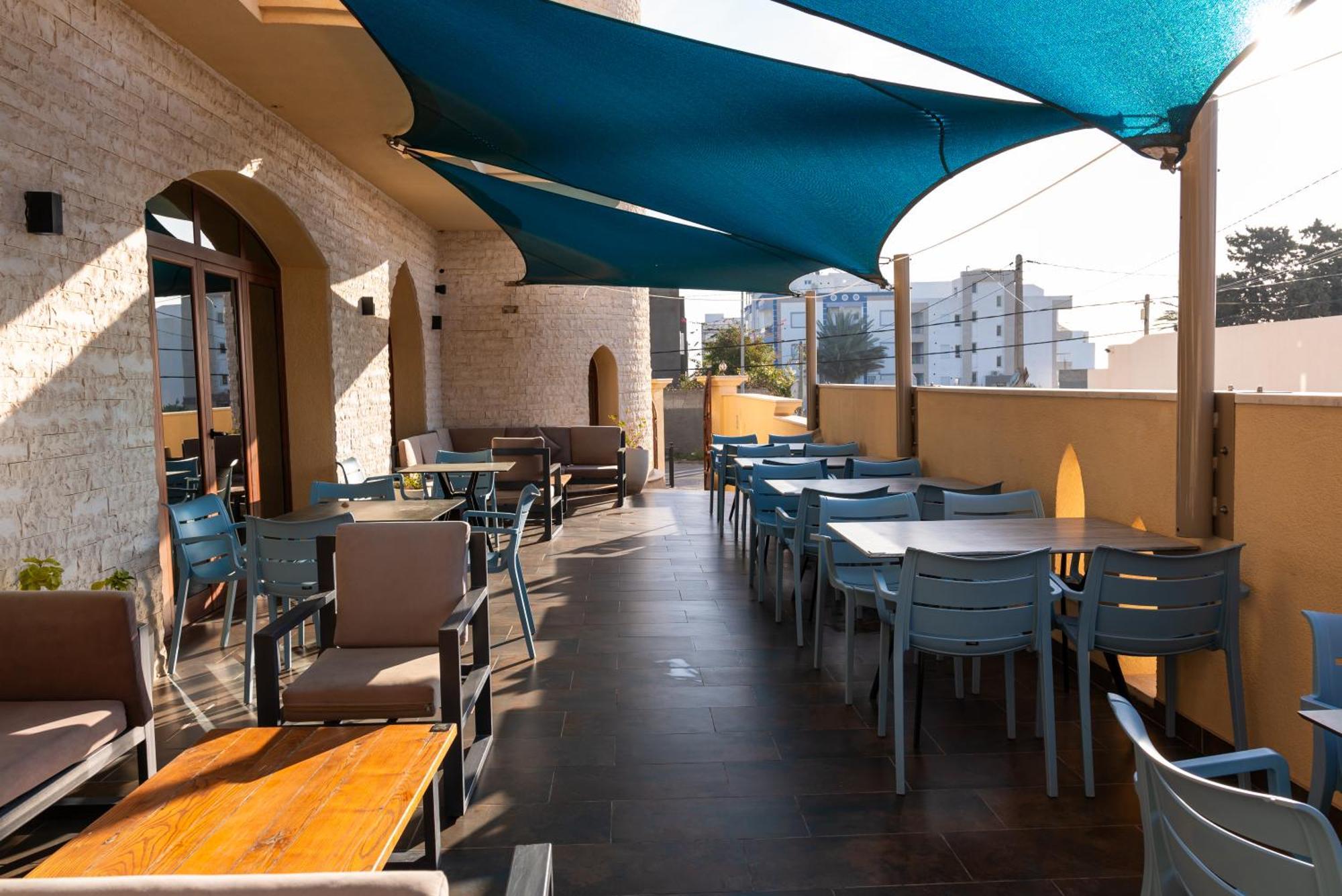 Mahdia - Baghdadi - Laourient Apartments, Restaurant, Cafe Exterior foto